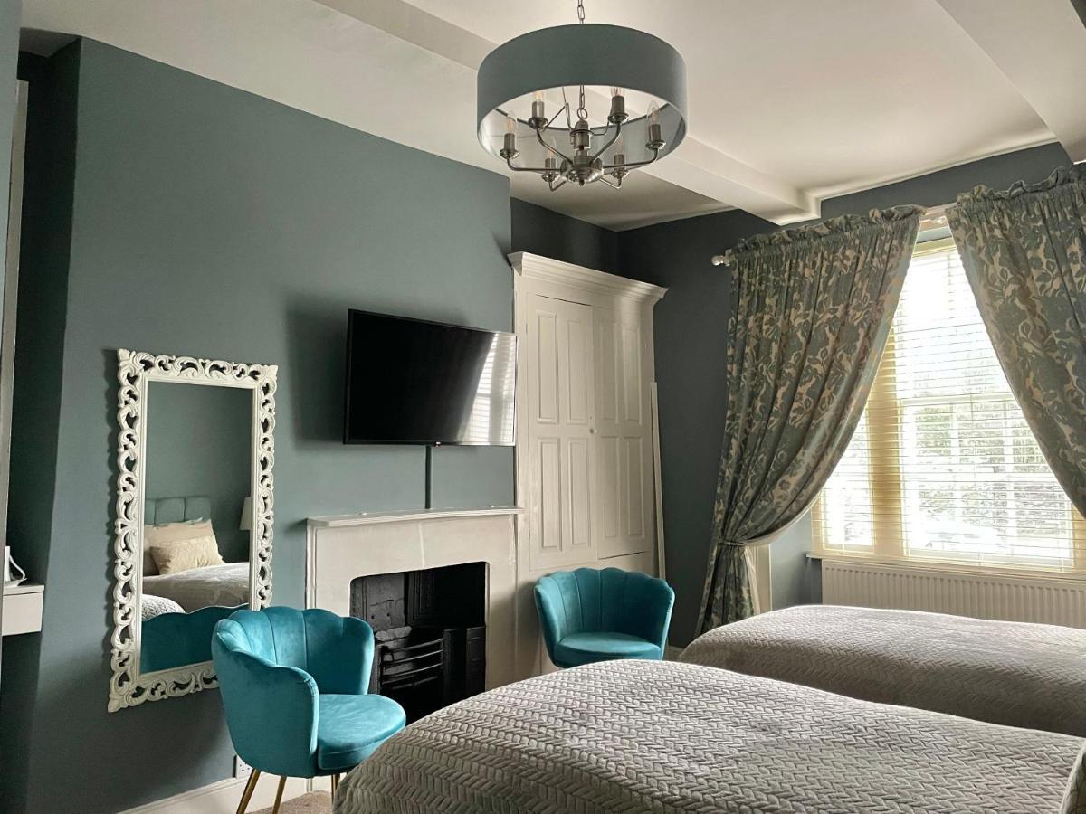 Bed and Breakfast Old Daltongate House Ulverston Esterno foto